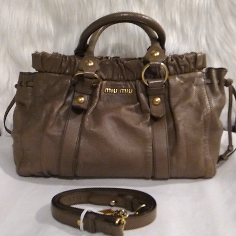 LAST DROP!! Authentic Miu Miu Vitello Lux Shoulder/Crossbody Bag By Prada